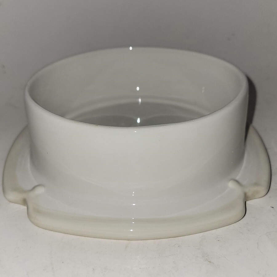 Pavillion Round Cheese Dish No Lid by Princess House-1