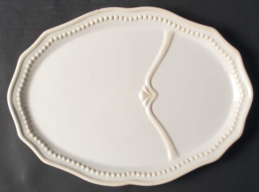 Pavillion Oval Snack Tray by Princess House-1