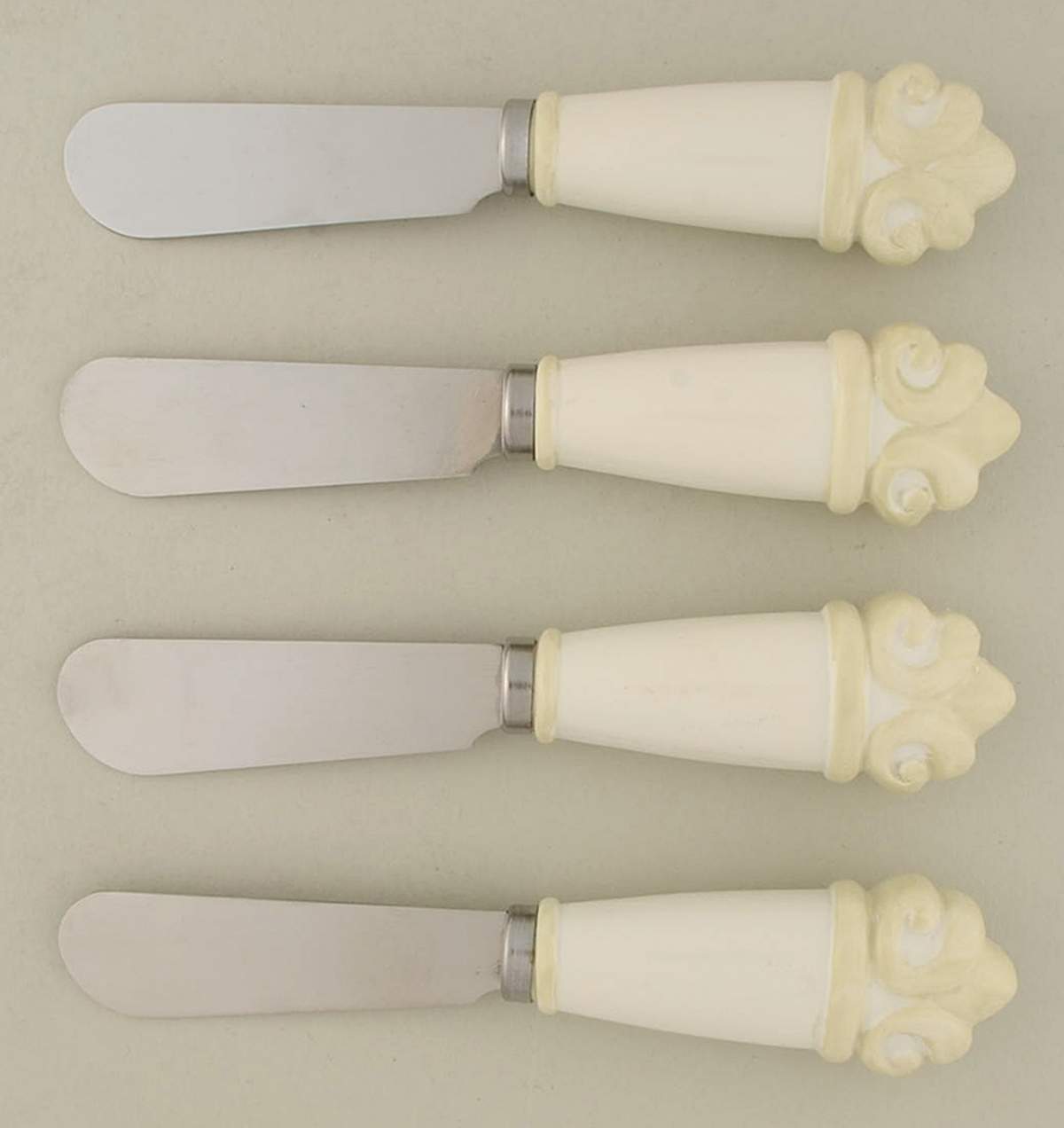 Pavillion Spreader - Set of 4 by Princess House-1