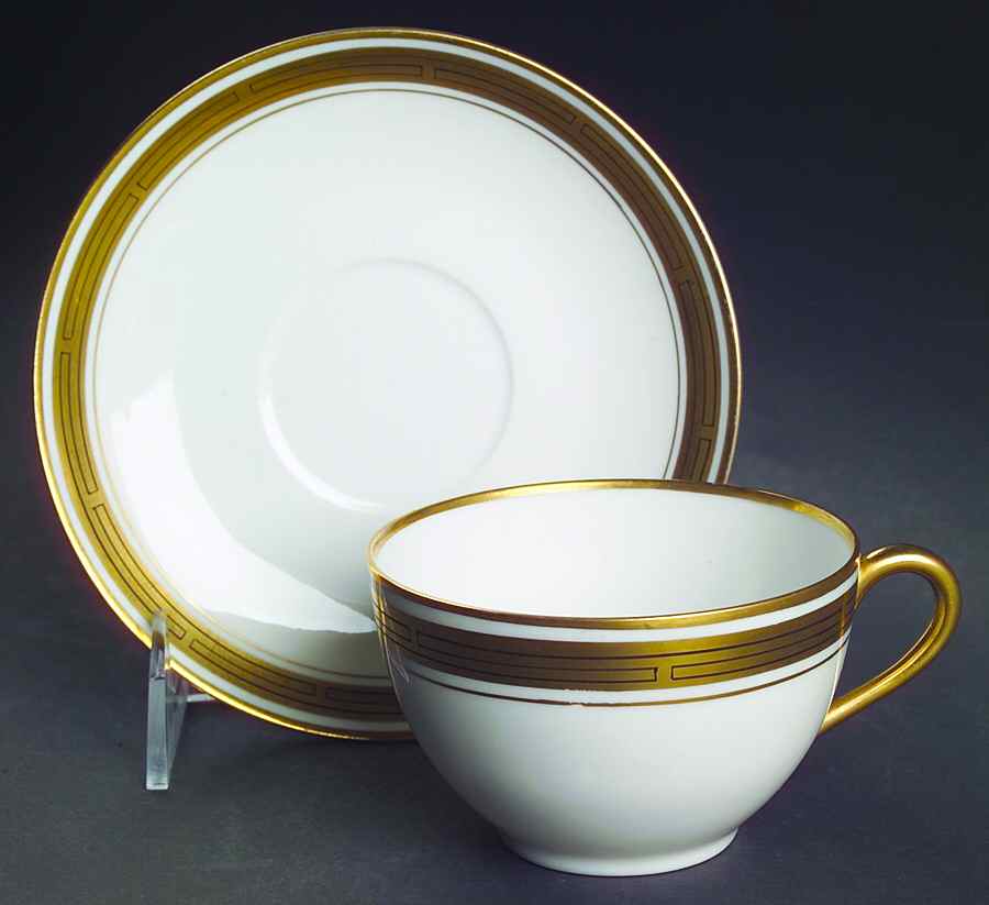 PIC45 Coupe Flat Cup & Saucer Set by Pickard-1