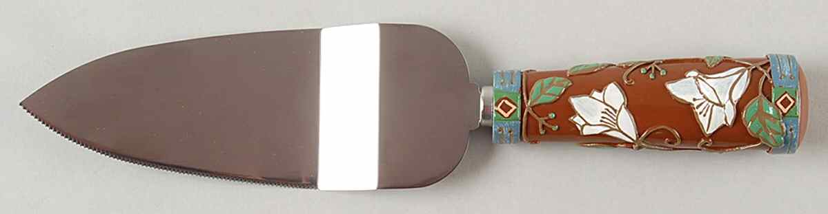 Mission Flower Pie/Cake Server with Resin Handle by Pfaltzgraff-1