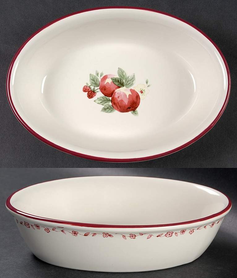 Delicious 7" Oval Baker by Pfaltzgraff-1