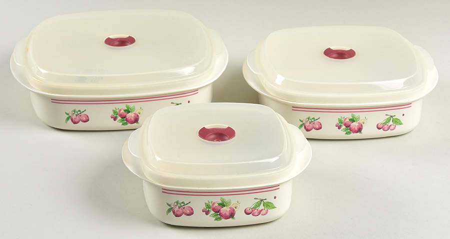 Delicious (Set of 3)Square Plastic Microwave Bowl w/Vent Lid by Pfaltzgraff-1