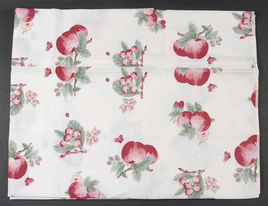 Delicious Balloon Curtain Valance 59"L X 15"W by Pfaltzgraff-1