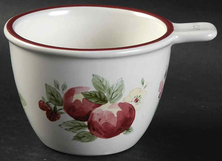 Delicious 1 Cup Measuring Cup by Pfaltzgraff-1
