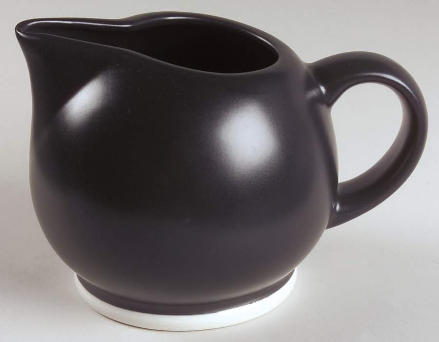 Empire Gravy Boat by Pfaltzgraff-1