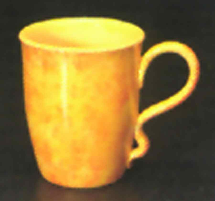 Onde Giallo (Yellow) Mug by Presenttense-1