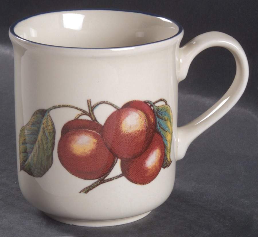Macintosh Mug by Pier 1-1