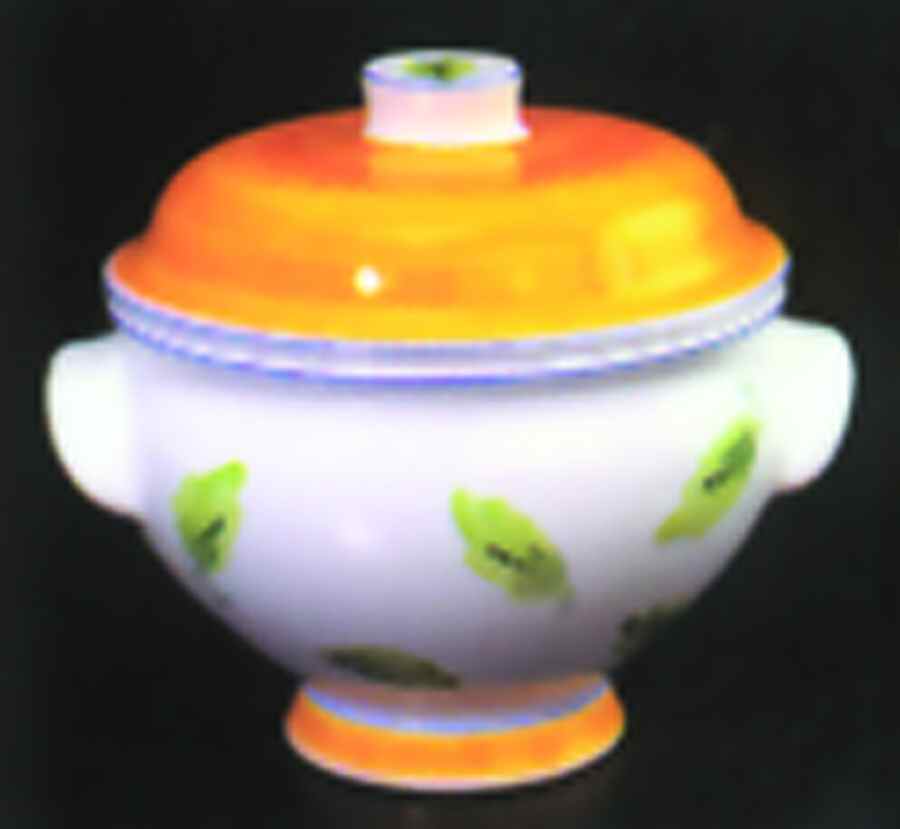 Crispin Round Covered Vegetable by Presenttense-1