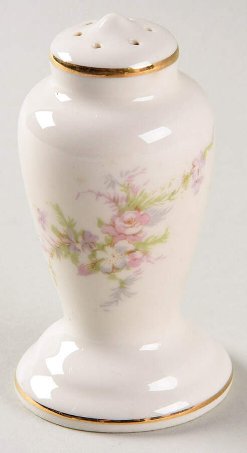 POP206 Pepper Shaker by Pope Gosser-1