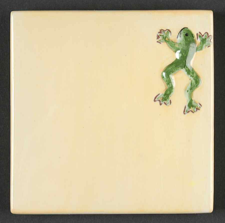 Frog Trivet by Pottery Barn China-1