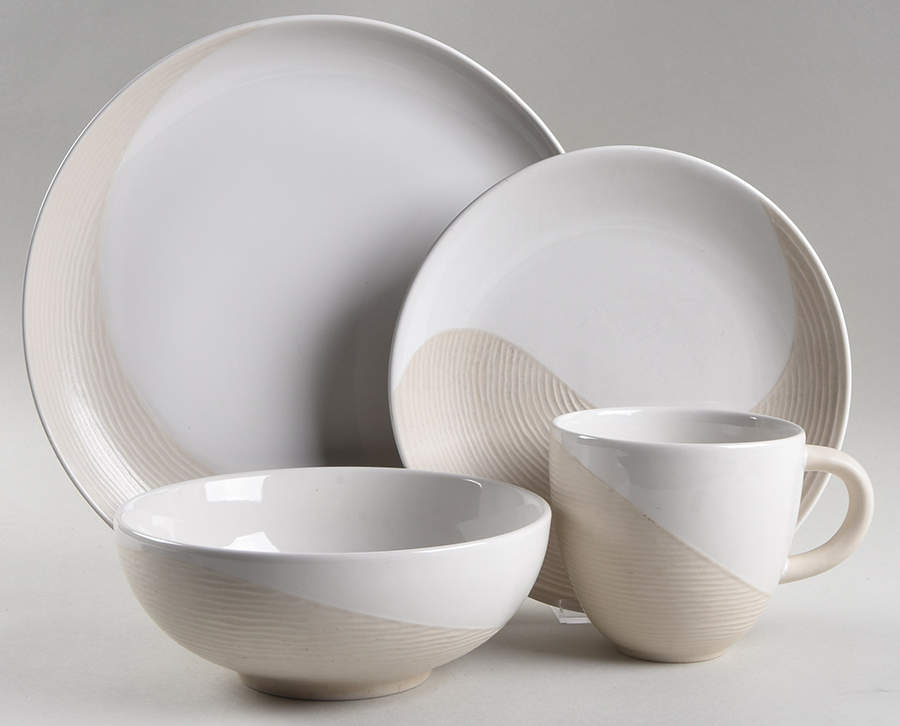 Sand & Seas Sandbar 4 Piece Place Setting by Pfaltzgraff-1