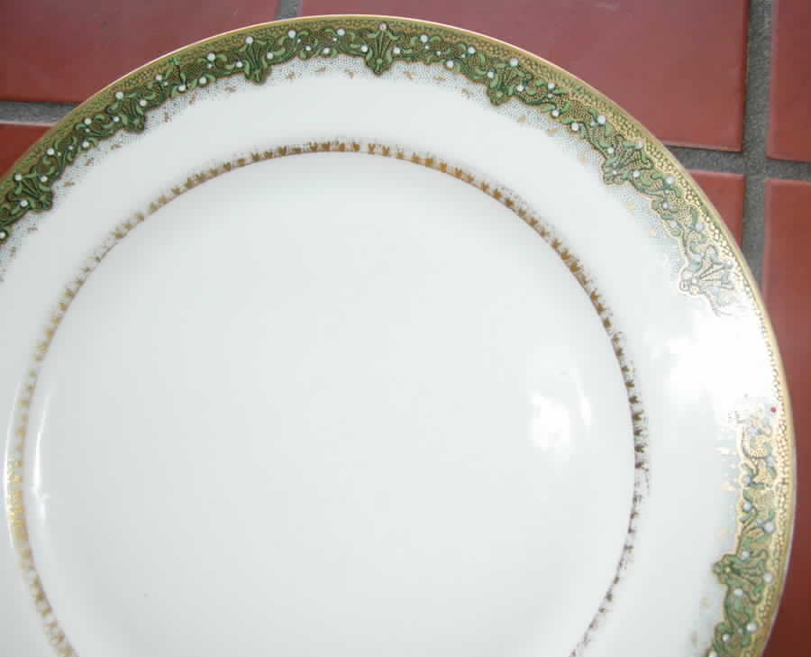 POY411 Dinner Plate by Jean Pouyat-1