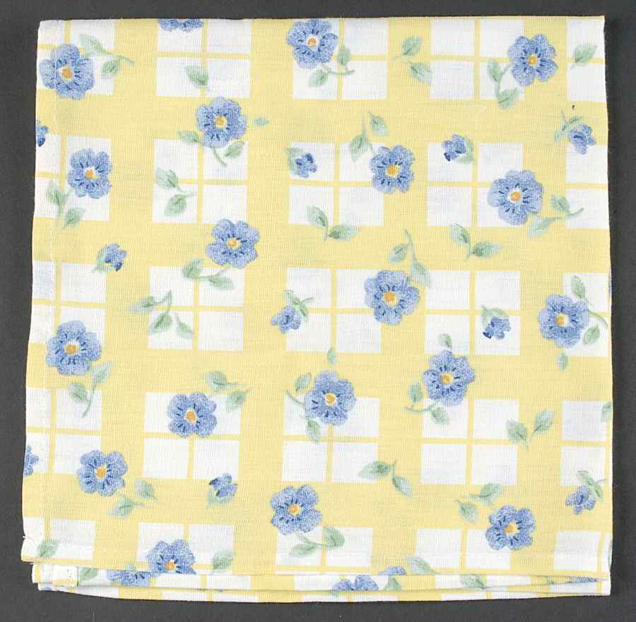 Shelby Cloth Napkin by Pfaltzgraff-1