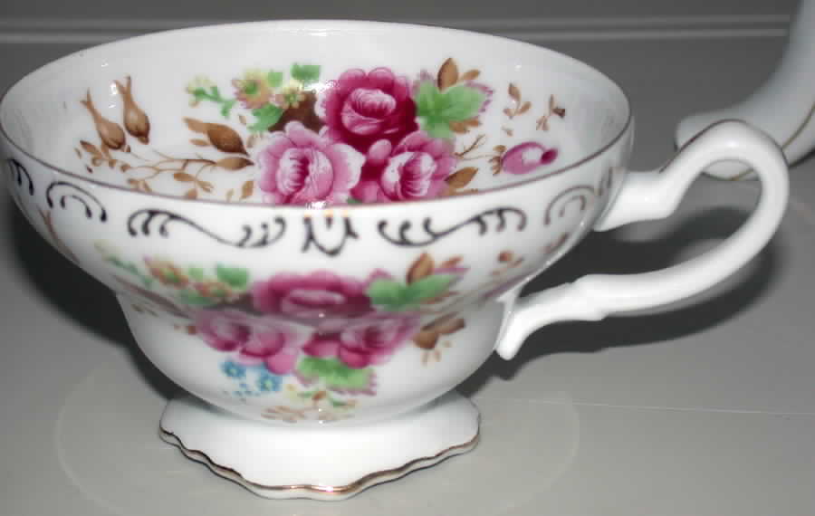 Prj13 Footed Cup by Princess (Japan)-1