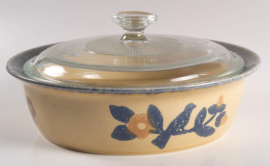 America (By Request 2004) 1.25 Qt Round Covered Casserole by Pfaltzgraff-1