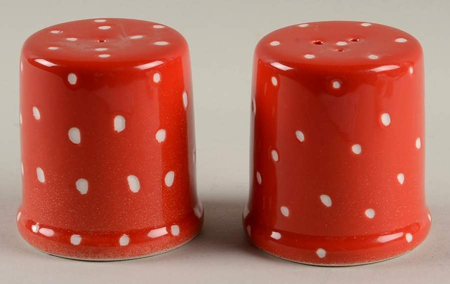 Linen Dot Ruby Salt & Pepper Set by Presenttense-1