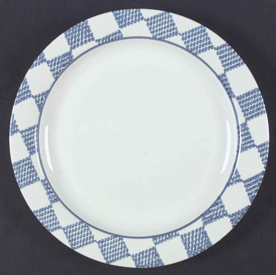 Hopscotch (No Fruit) Dinner Plate by Pfaltzgraff-1