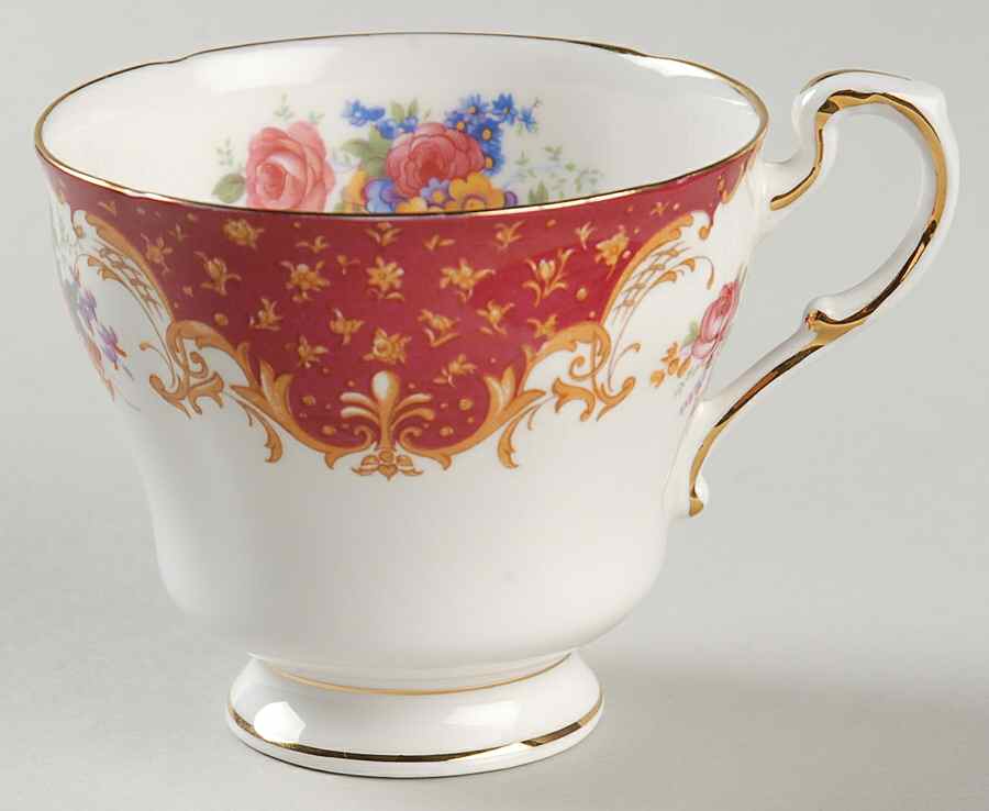 Rockingham Red (Bouquet Center) Footed Cup by Paragon-1