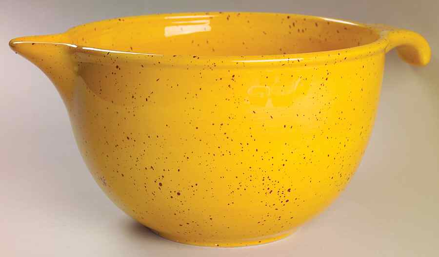 Sedona Solid Gold Oversize Batter Bowl by Pfaltzgraff-1