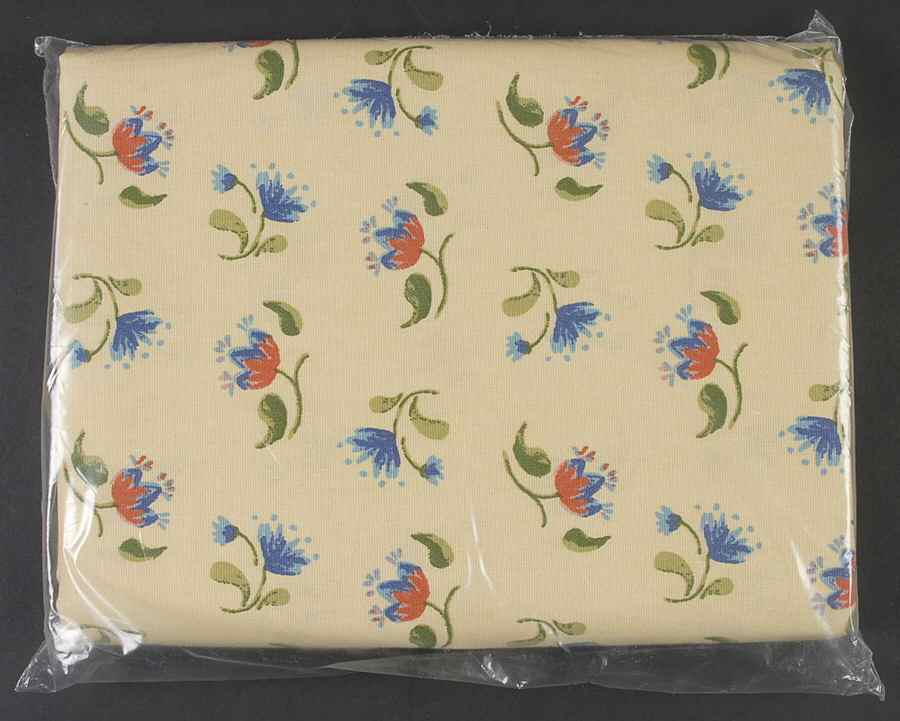 Napoli (Stoneware) 60" X 102" Oblong Tablecloth by Pfaltzgraff-1