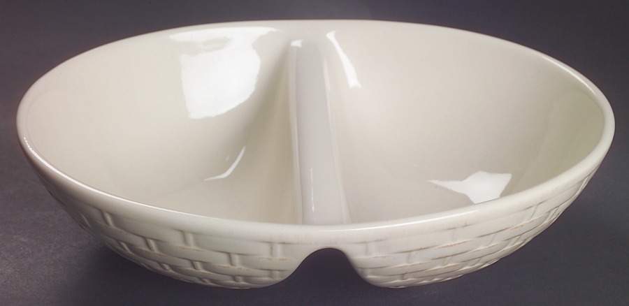 Hamptons 10" Oval Divided Vegetable Bowl by Pfaltzgraff-1