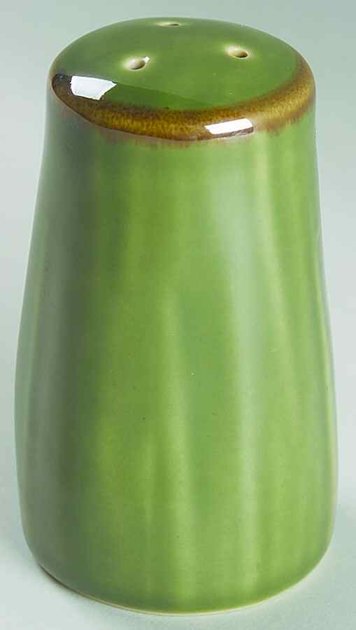 Potter's Glen Pepper Shaker by Pfaltzgraff-1