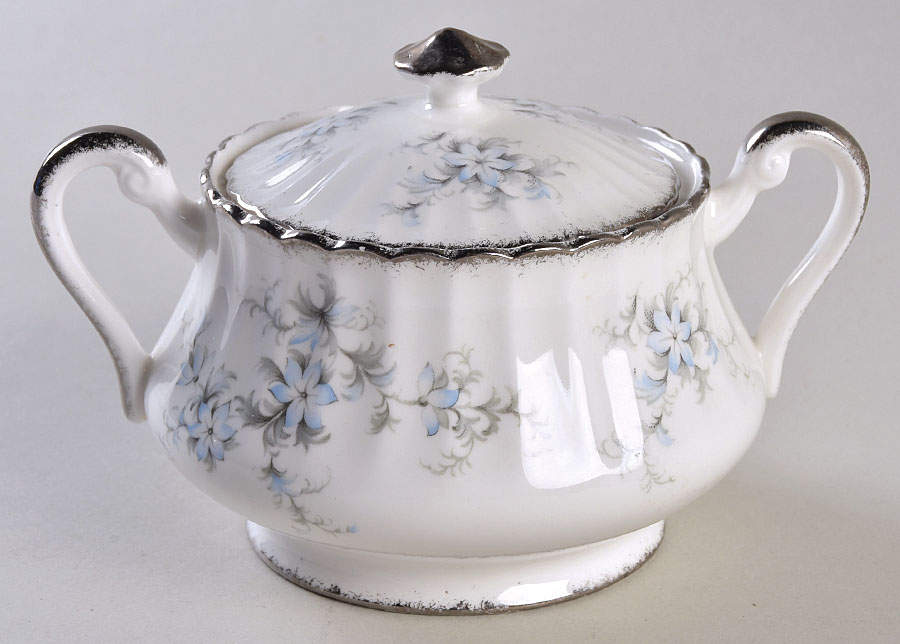 Brides Choice (Fluted) Sugar Bowl & Lid by Paragon-1