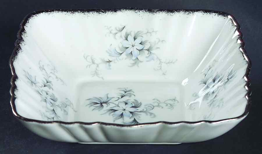 Brides Choice (Fluted) Bon Bon by Paragon-1