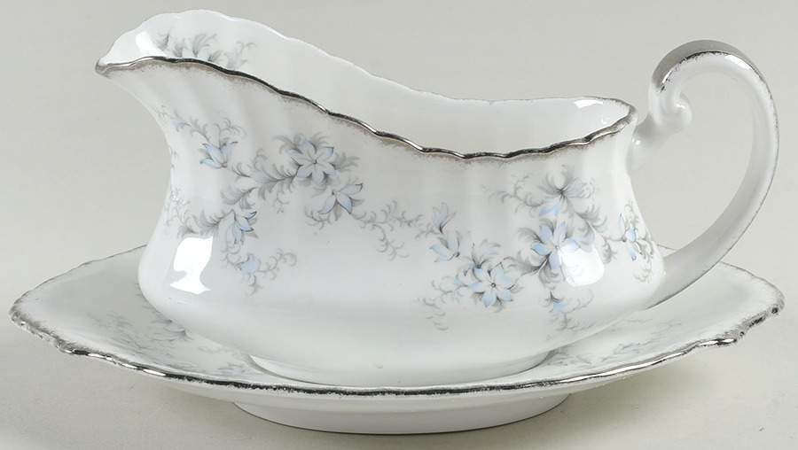 Brides Choice (Fluted) Gravy Boat & Underplate by Paragon-1