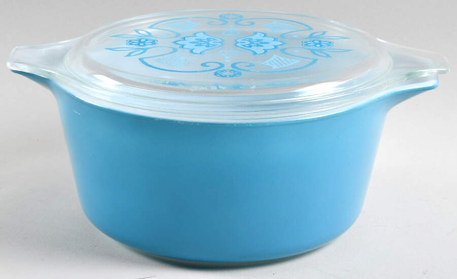 Horizon 1.5 Qt Round Covered Casserole by Pyrex-1