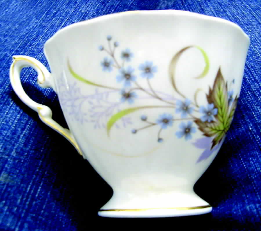 647 Footed Cup by Paragon-1