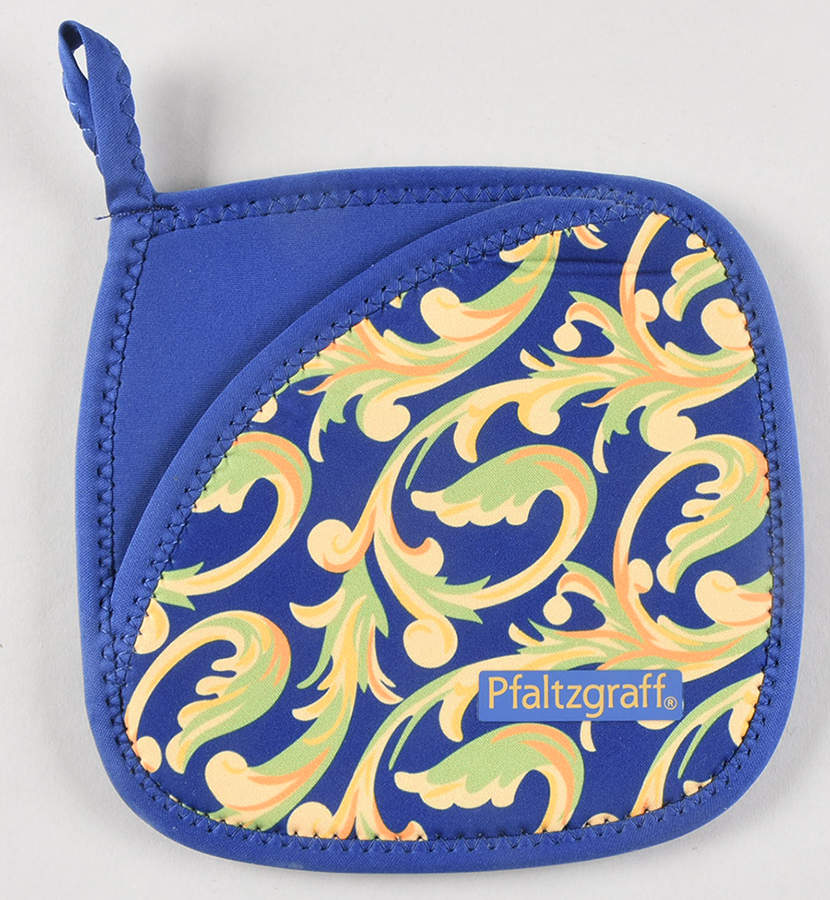 Villa Della Luna Cloth Potholder by Pfaltzgraff-1