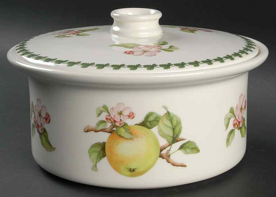 Apple Harvest 1.5 Qt Round Covered Casserole by Portmeirion-1
