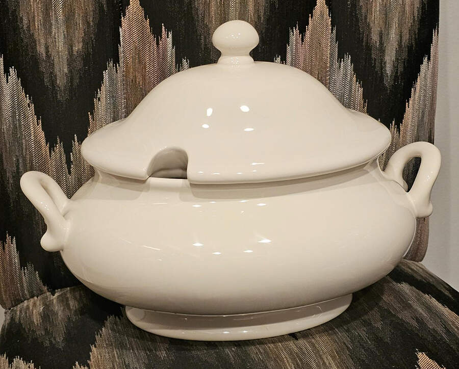 Sausalito Blanca (White) Oval Tureen & Lid by Pottery Barn China-1