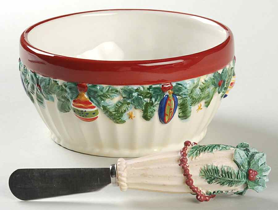 Holiday Garland Dip Bowl & Spreader Set by Pfaltzgraff-1