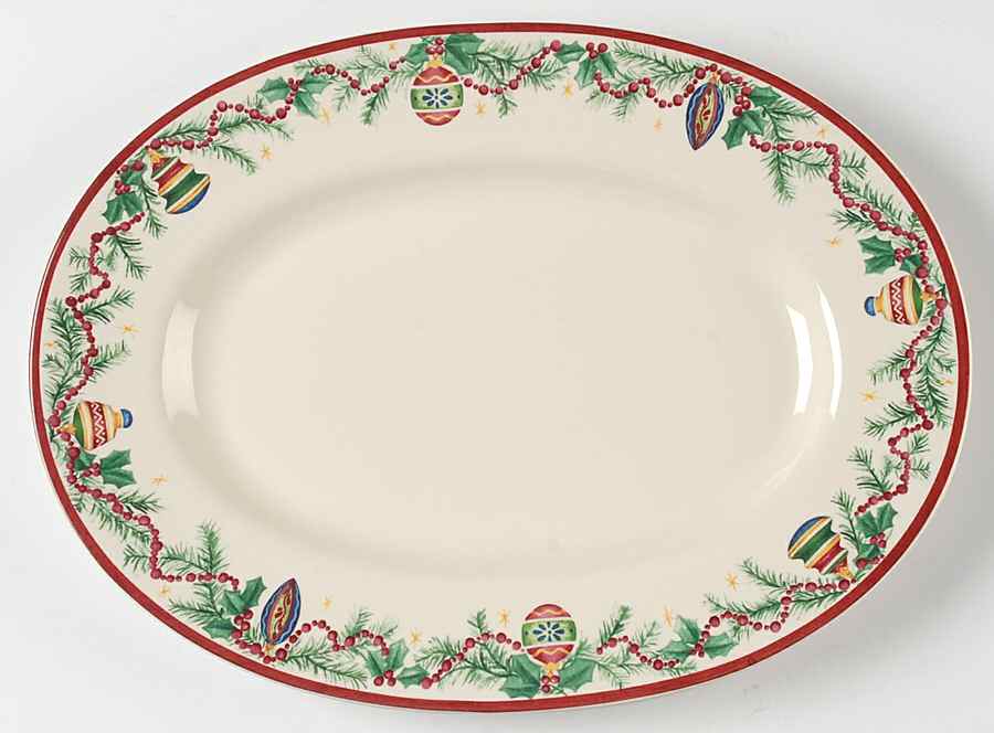 Holiday Garland 12" Oval Serving Platter by Pfaltzgraff-1