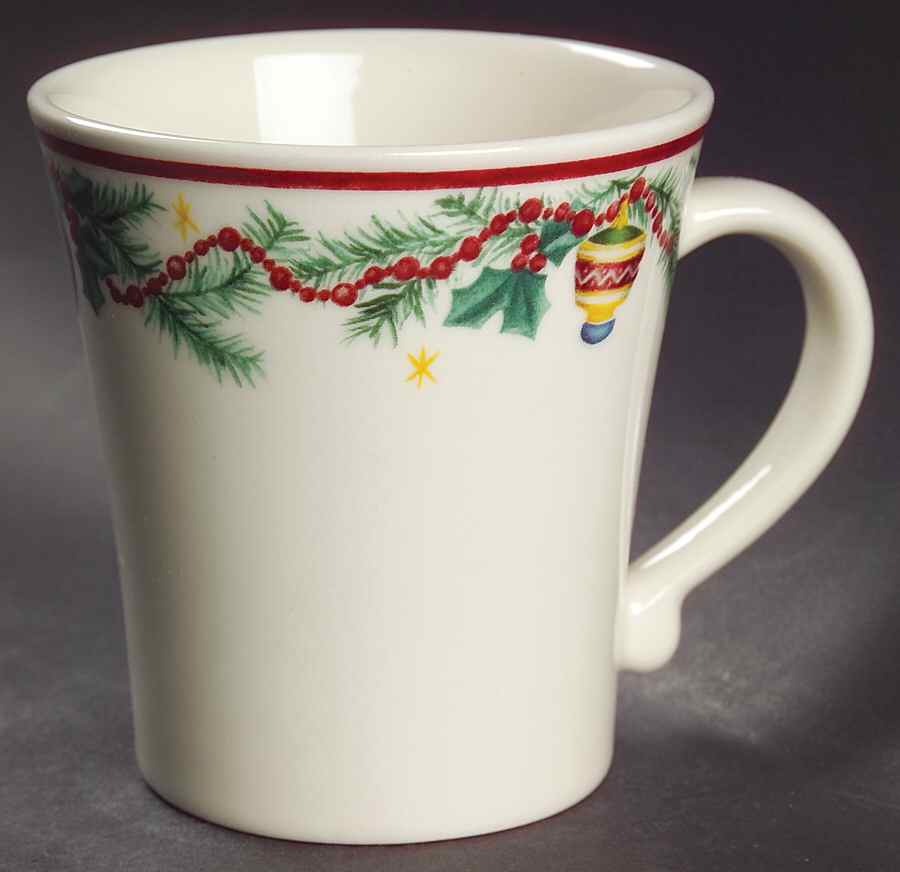 Holiday Garland Mug by Pfaltzgraff-1
