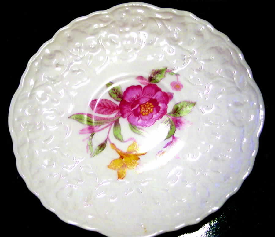 POP221 Saucer by Pope Gosser-1