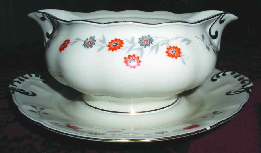 16763 Gravy Boat with Attached Underplate by Pirkenhammer-1
