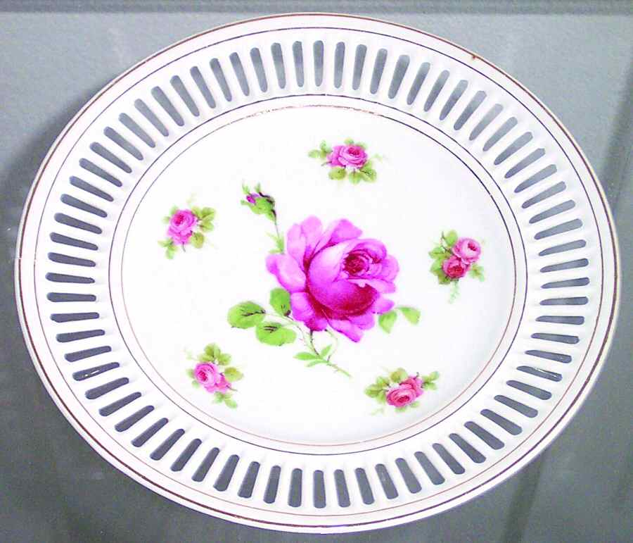 PUN97 Salad Plate by Porcelain Union-1