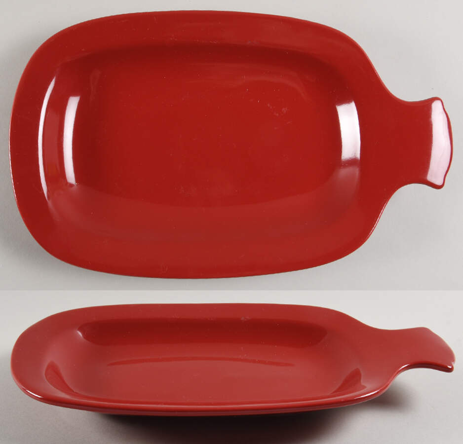 Red Hot Party Plate by Pfaltzgraff-1