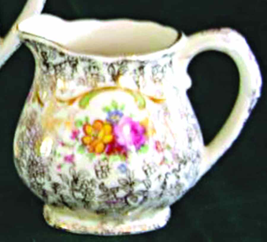 PAL8 Creamer by Palissy-1