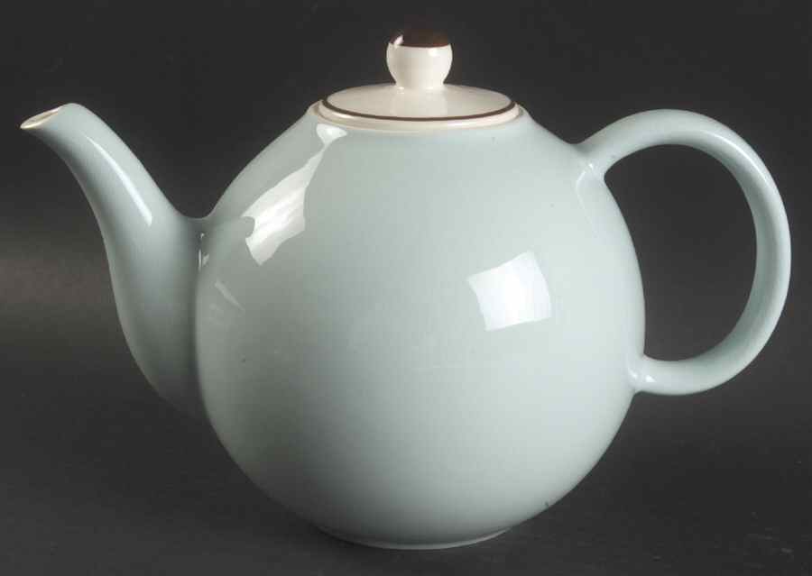 Audrey Teapot & Lid by Pagnossin-1