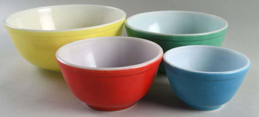 Primary Mixing Bowls (4 Bowls Only with Numbers) 4 Piece Mixing Bowl Estate Set by Pyrex-1