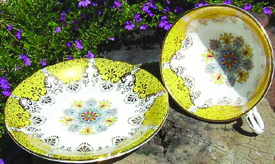 PAR118 Footed Cup & Saucer Set by Paragon-1