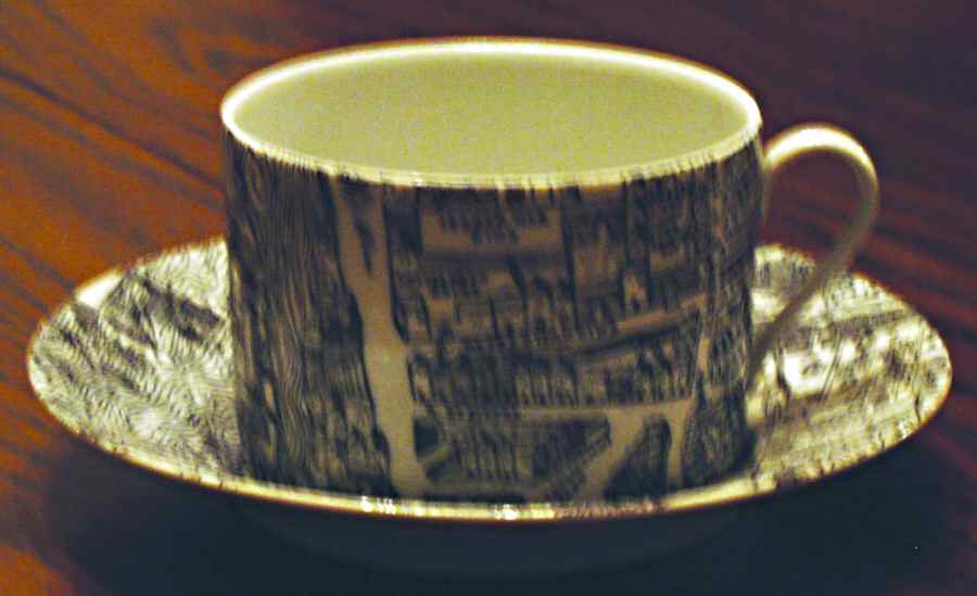 PDA2 Flat Cup & Saucer Set by Porcelaine d'Auteuil-1