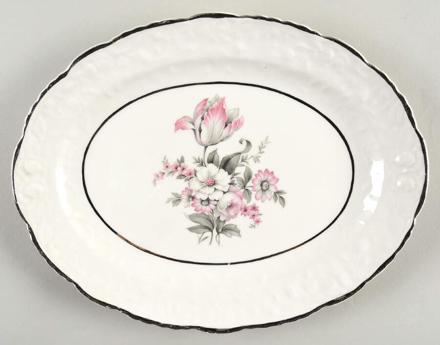 POP235 11" Oval Serving Platter by Pope Gosser-1