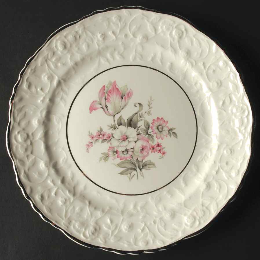 POP235 Dinner Plate by Pope Gosser-1