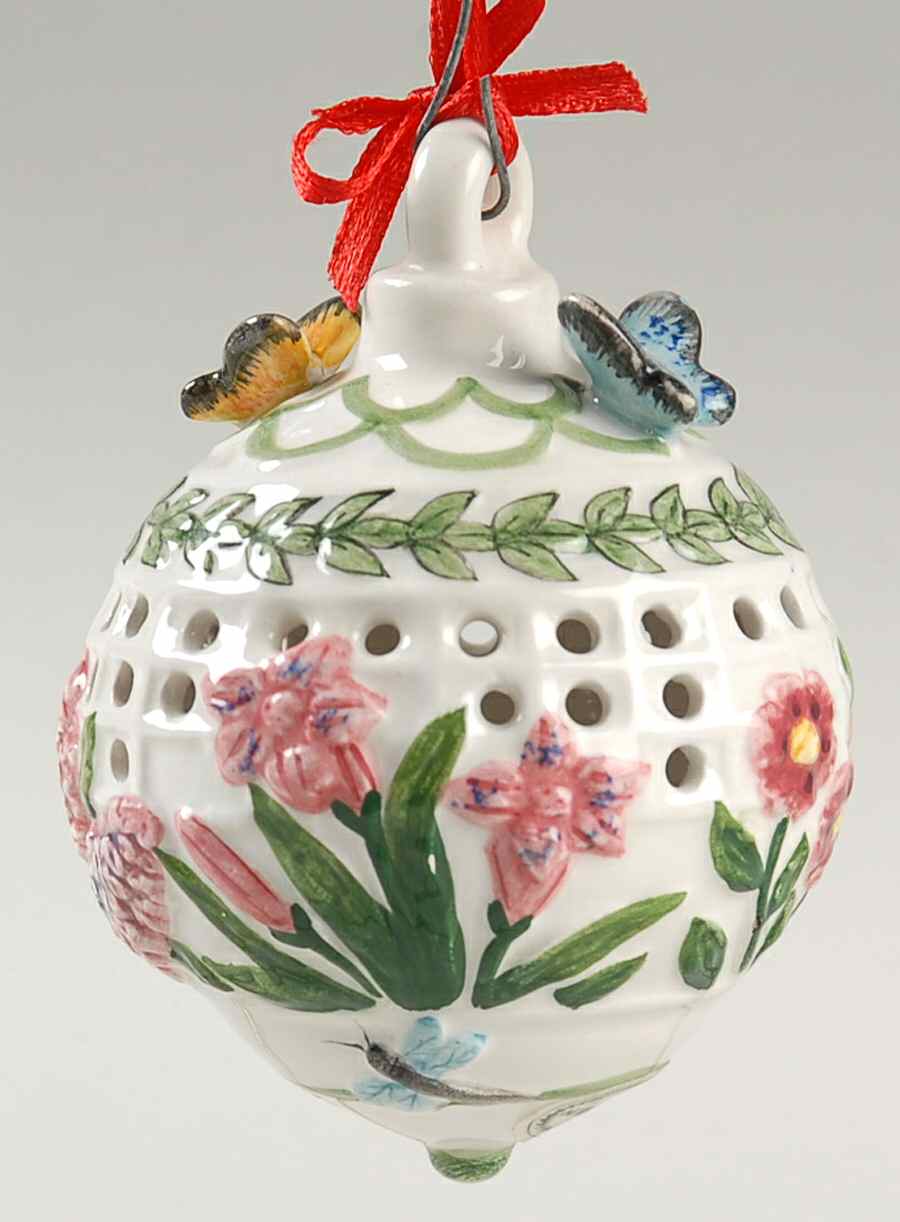 Botanic Garden Hand-painted Ornament by Portmeirion-1